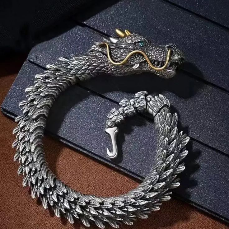 Mystic Dragon Scale Bracelet – Timeless Copper Elegance